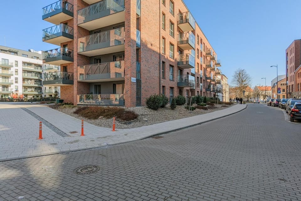 Property building, Off site