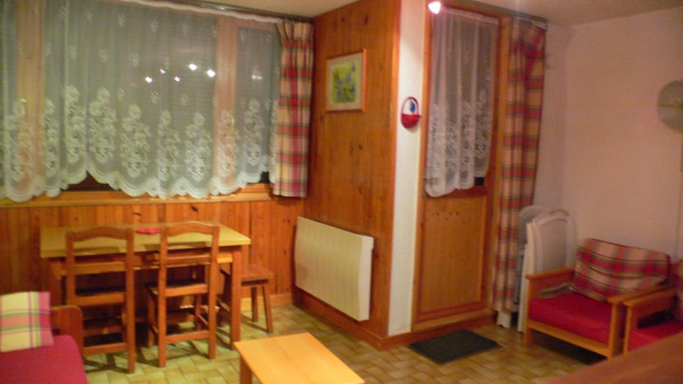 Résidence Aiglon - Studio coin montagne - 3 personnes MAE-0393 Apartment in Auvergne-Rhône-Alpes