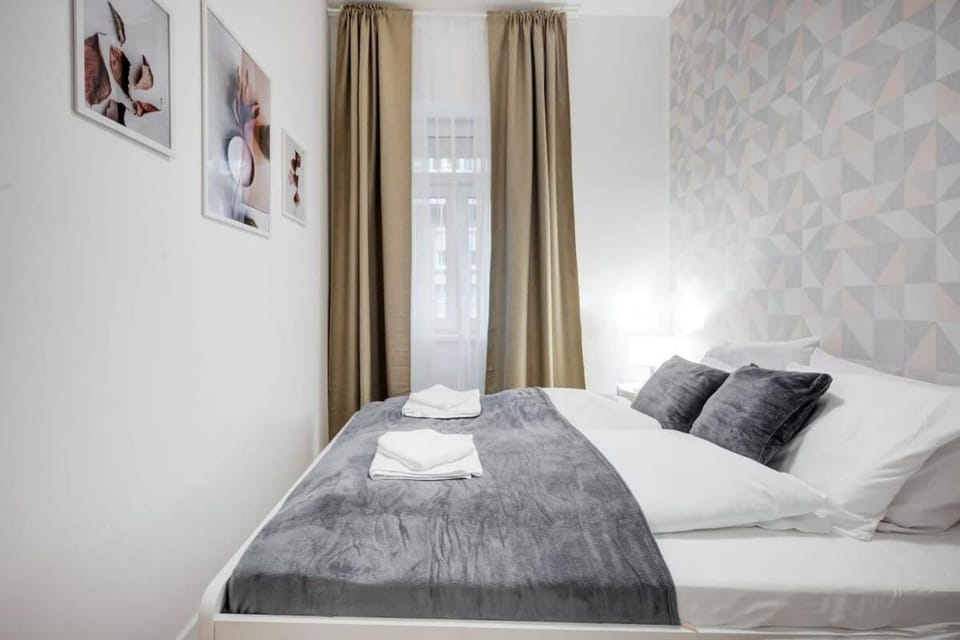Modern New & Central Apartment in Budapest