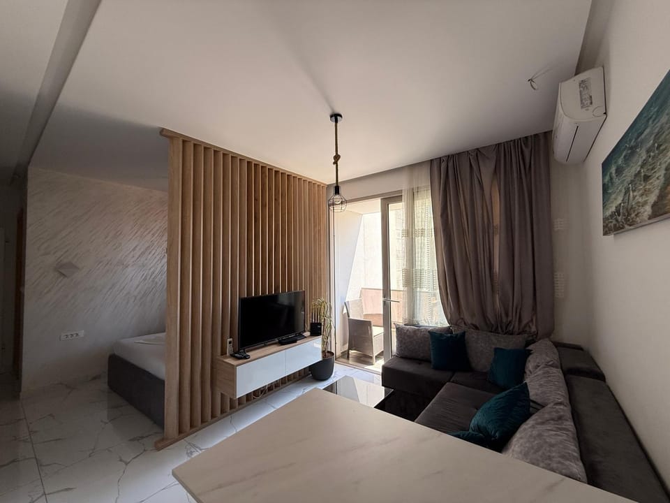 Aura Tower Apartment in Budva Municipality
