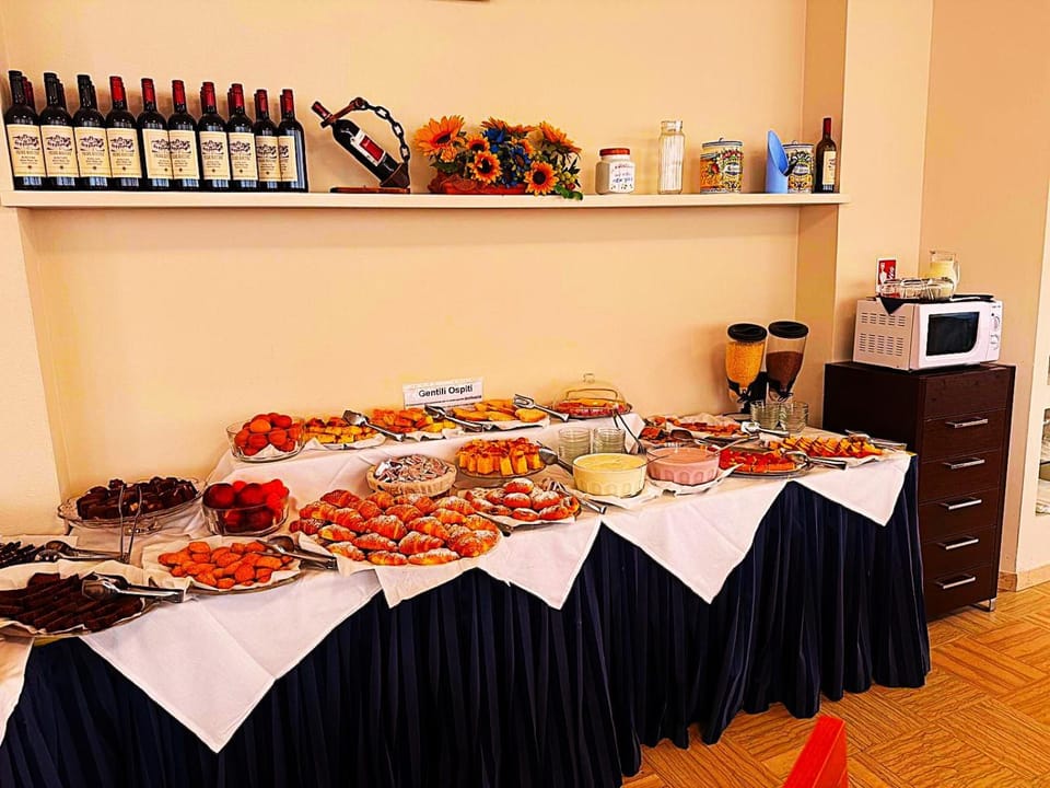 Buffet breakfast