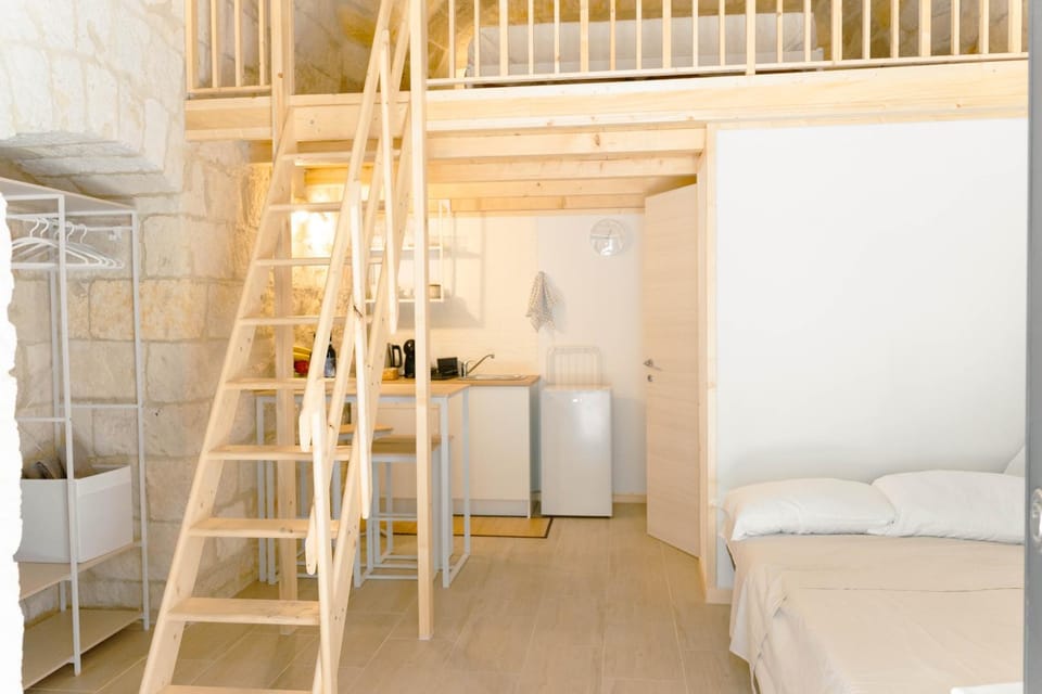 Bed, Living room, Photo of the whole room, Bedroom, bunk bed