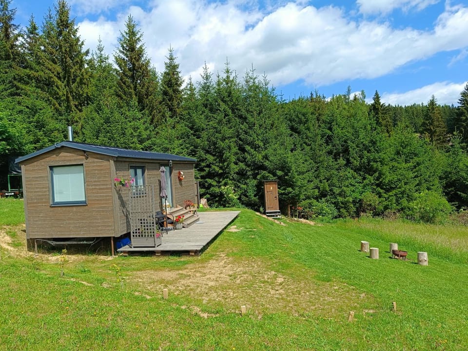 Maringotka U Skalek Nature lodge in Czechia