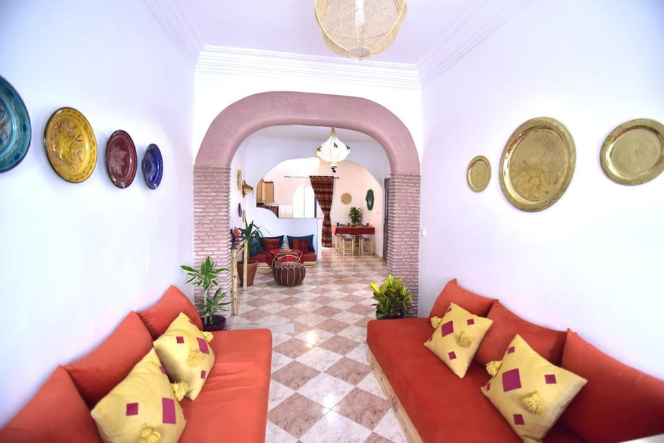 Living room, Seating area