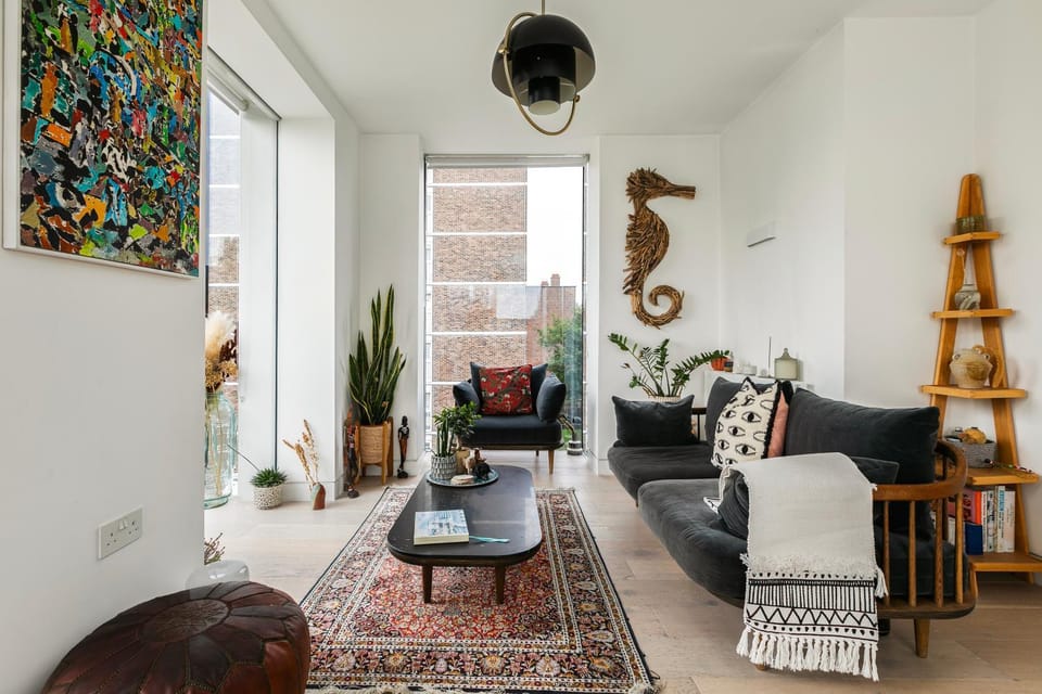 Living room, Decorative detail, Seating area