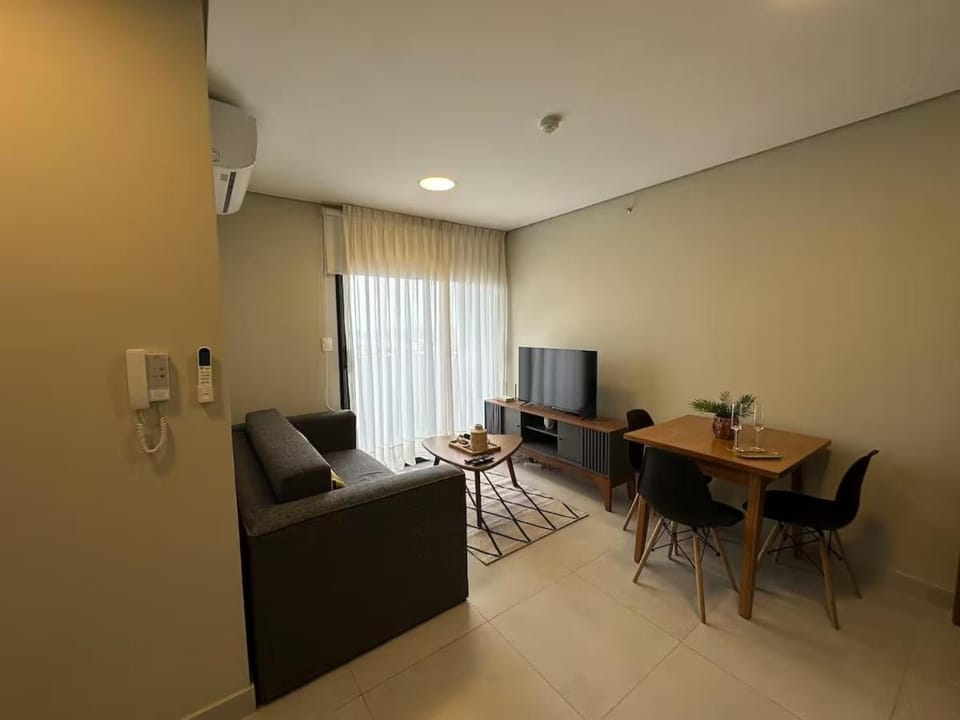 Communal lounge/ TV room, TV and multimedia, Living room, Seating area, Dining area