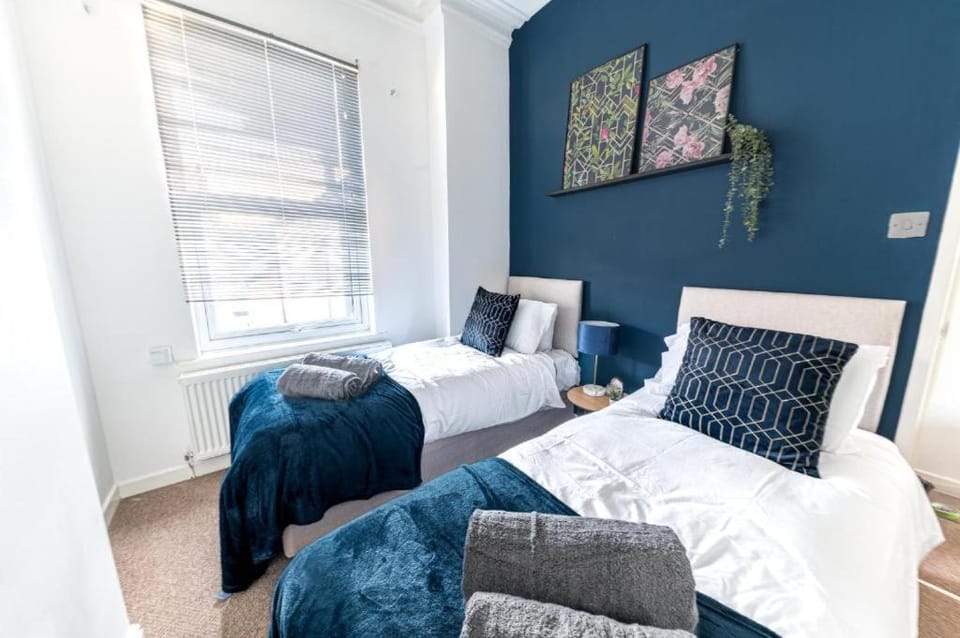 Cozy & Modern Accommodation in Barrow-in-Furness Apartment in Barrow-in-Furness