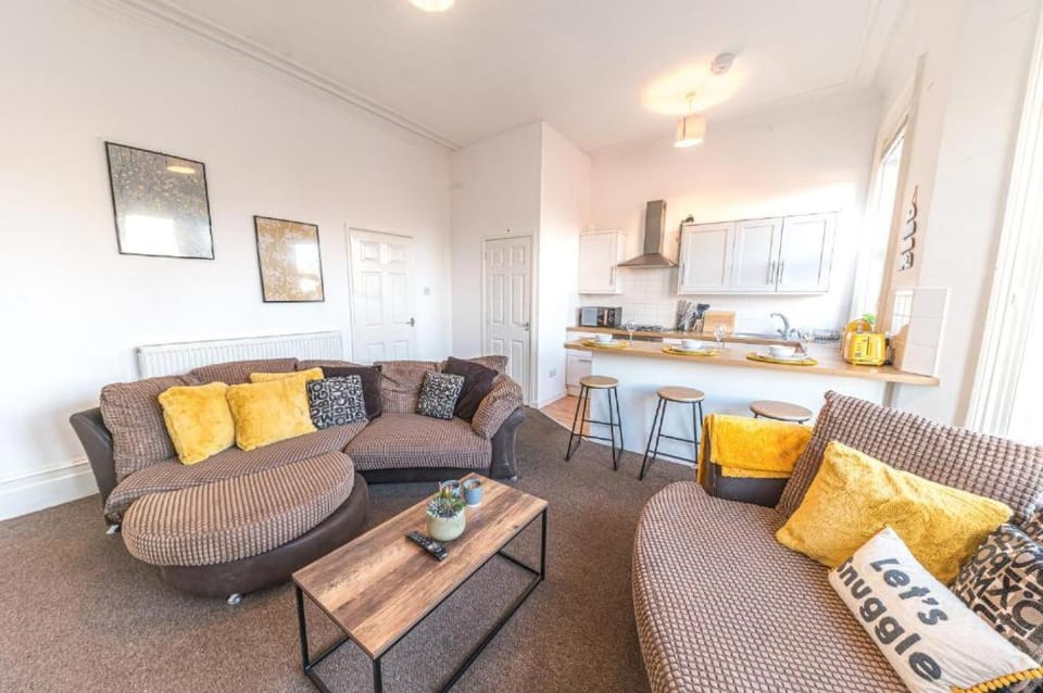 Cozy & Modern Accommodation in Barrow-in-Furness Apartment in Barrow-in-Furness