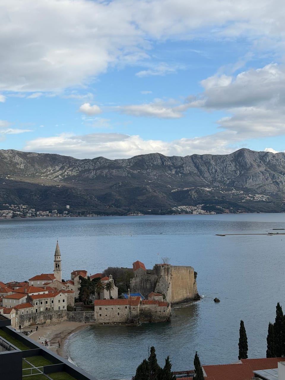 Perla Sea View Apartment in Budva