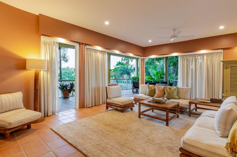 7 Hill Villa Port Douglas with incredible ocean views Apartment in Port Douglas