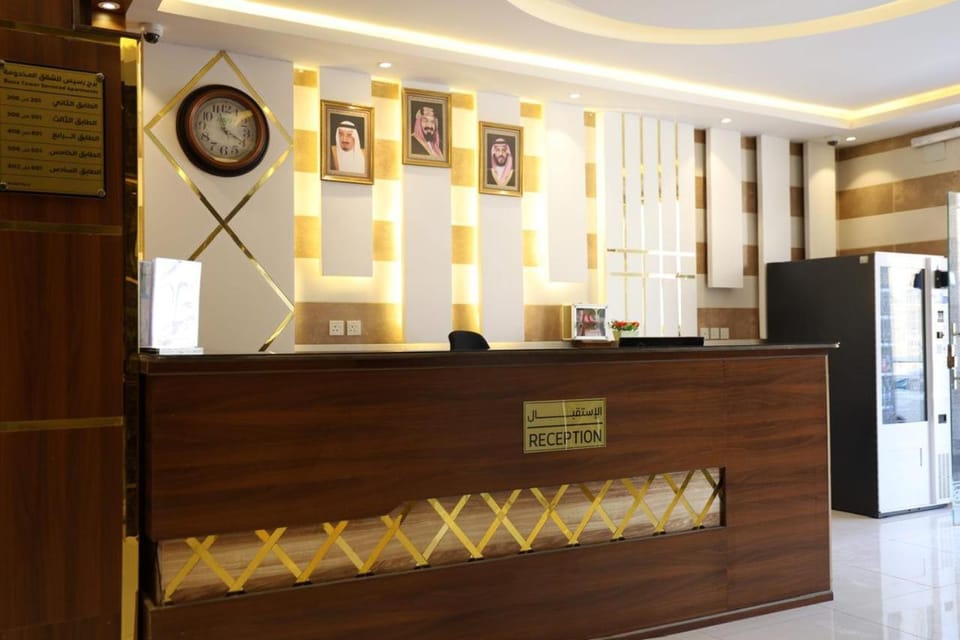 Lobby or reception, Lobby or reception