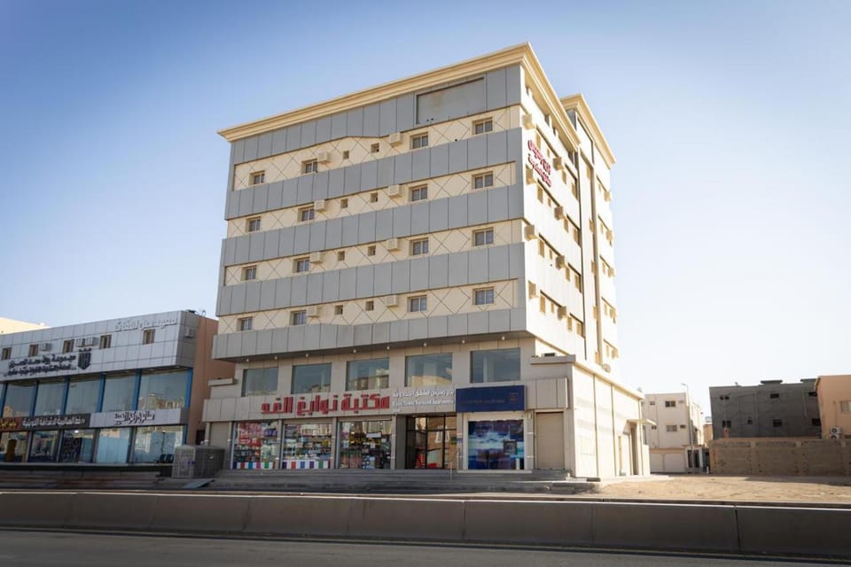 Property building, Coffee/tea facilities, Quiet street view