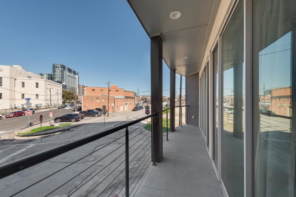 Property building, Day, Neighbourhood, View (from property/room), Balcony/Terrace, City view, Street view
