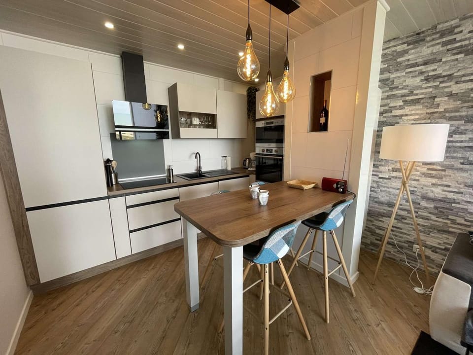 Appartement moderne 2 pièces avec parking à Saint-Jean-de-Monts - FR-1-224C-352 Apartment in Saint-Jean-de-Monts