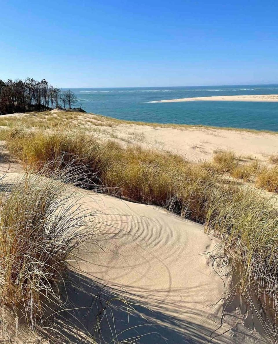 FREE Parking, Proche Gare, PLAGE, Centre, Netflix Apartment in Arcachon
