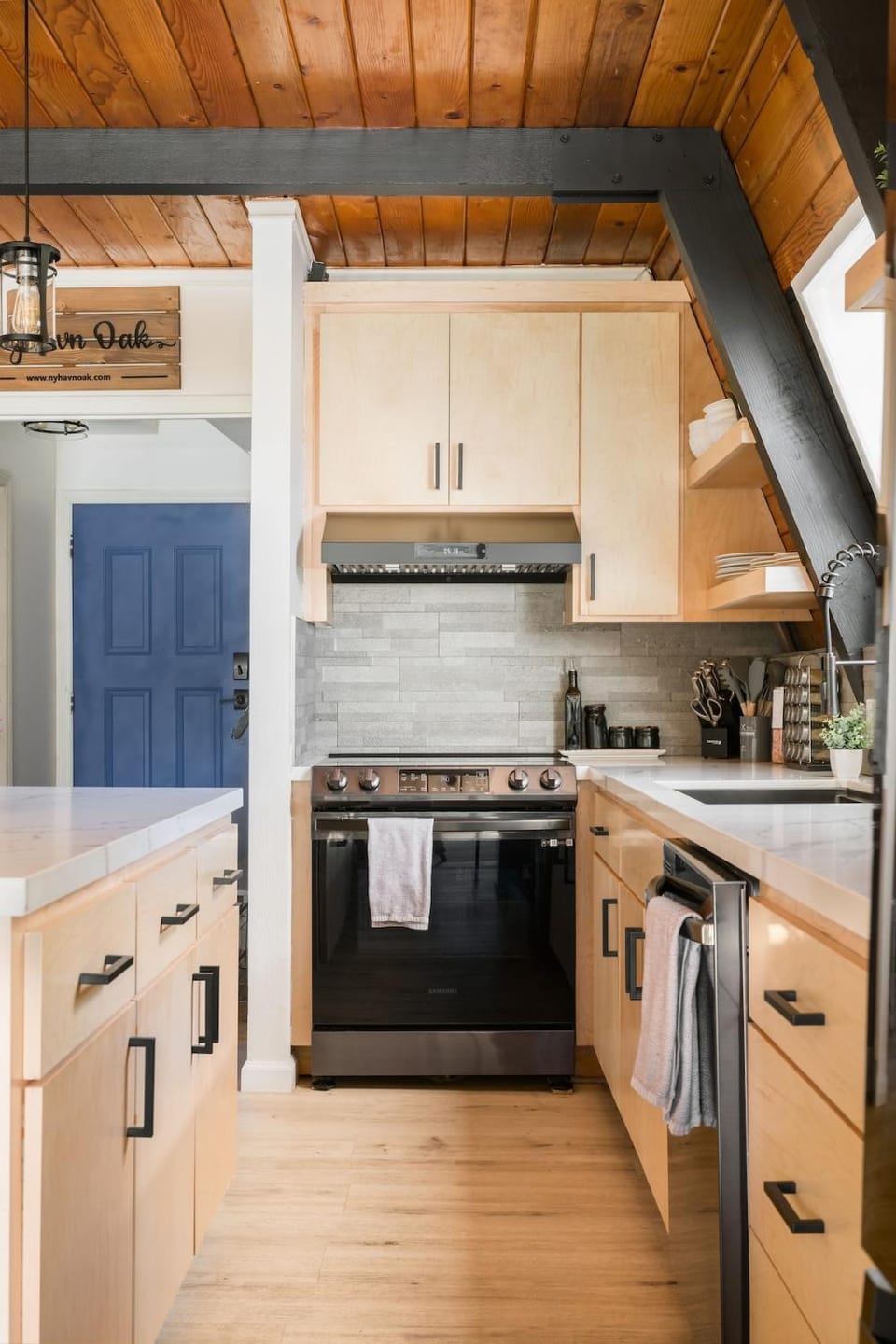 Scandinavian A-Frame Near Yosemite & Bass Lake House in Oakhurst