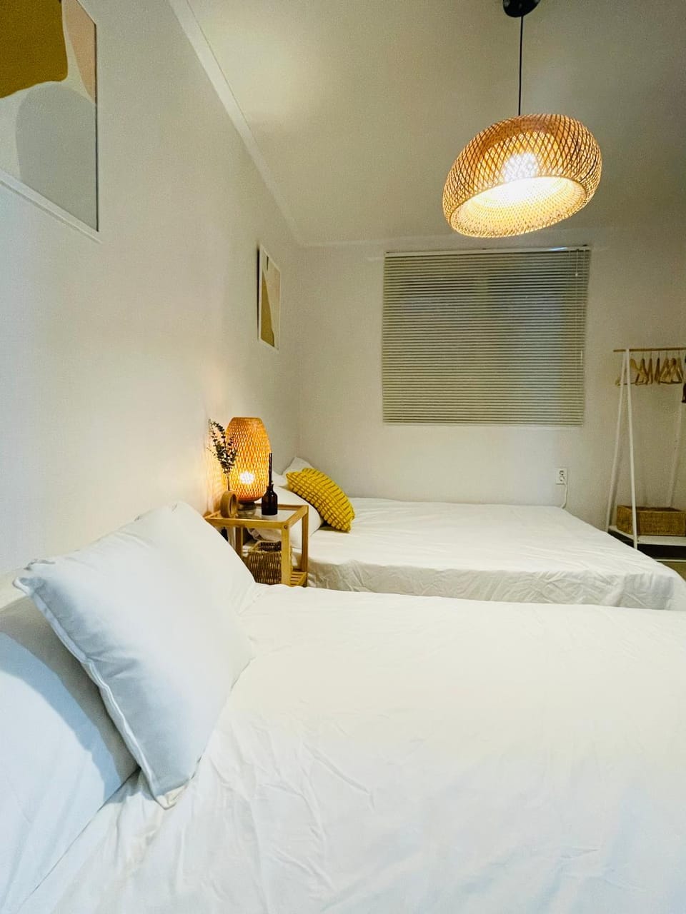 5 minute walk on Subway Line 2, 7people, Gangbyeon Station, East Bus terminal, sungsu, jamsil, KSPO, DDP, gangnam Apartment in Seoul