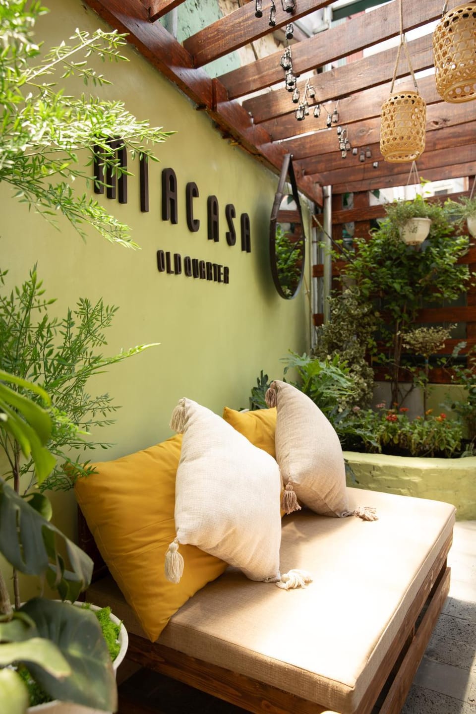 Garden, Balcony/Terrace