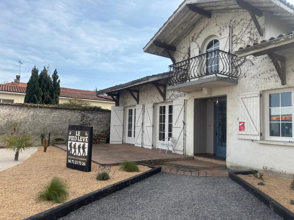 Gîte Le pied Levé Nogaro Apartment in Occitanie