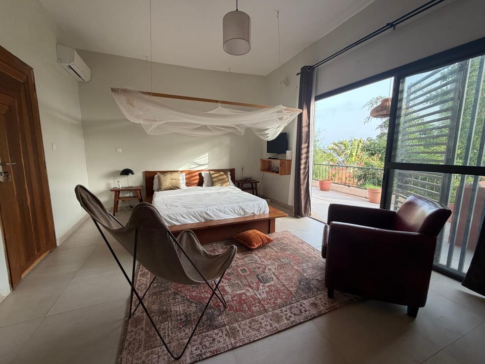 Bed, View (from property/room), Balcony/Terrace, Photo of the whole room, Bedroom
