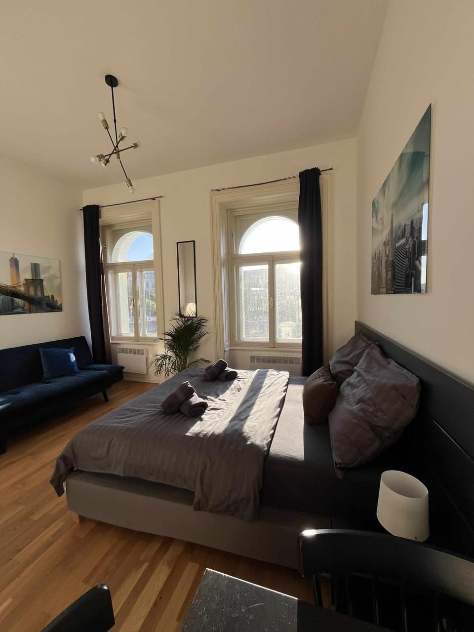 Living room, Photo of the whole room, Bedroom