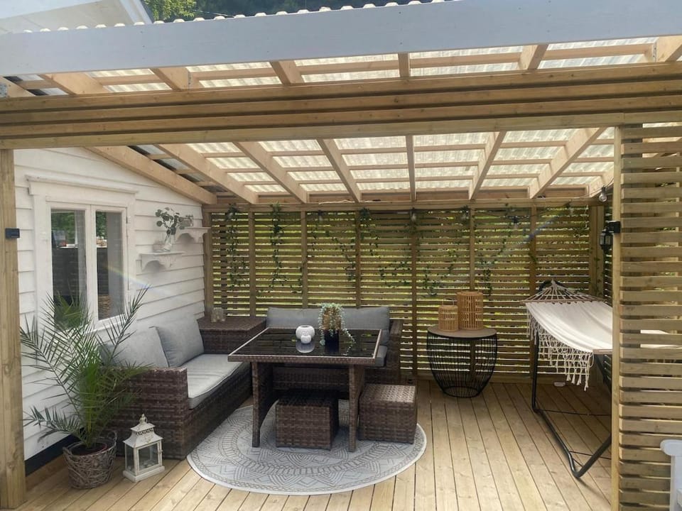Patio, Day, View (from property/room), Balcony/Terrace, Living room, Seating area, Dining area