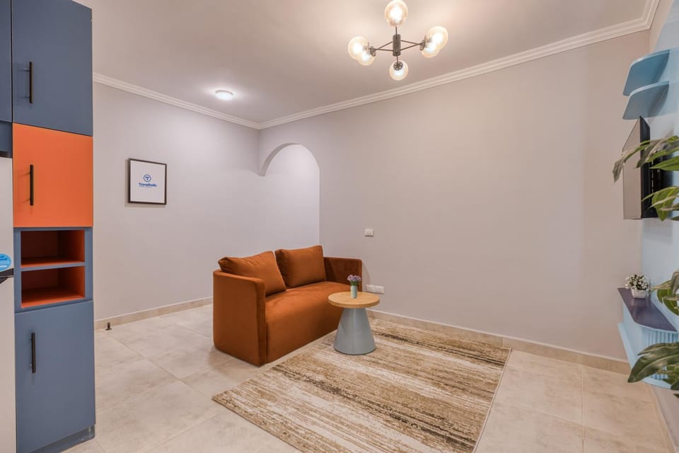 Kitchen or kitchenette, Living room, Seating area