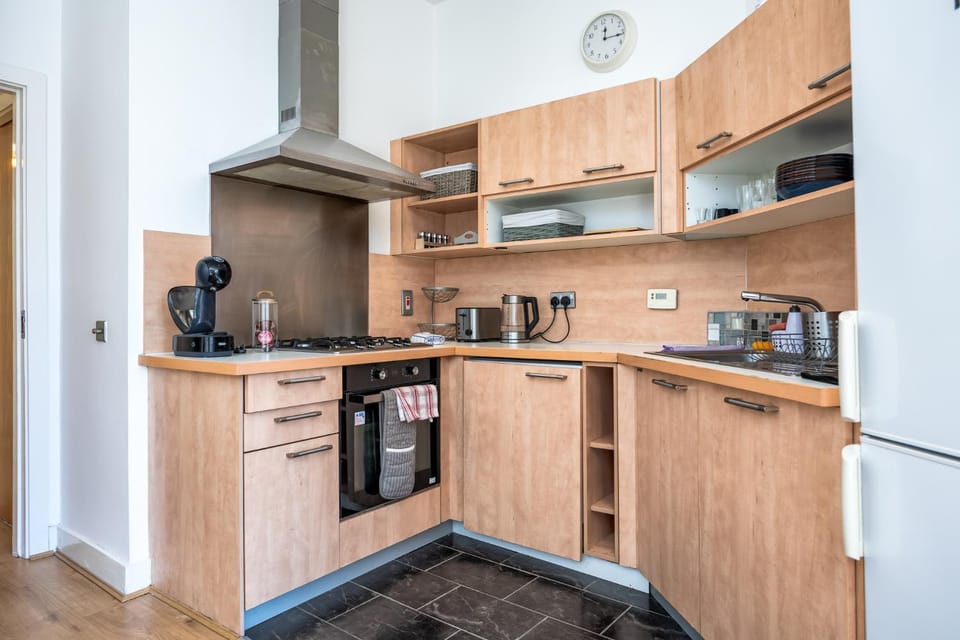 Kitchen or kitchenette, oven, stove