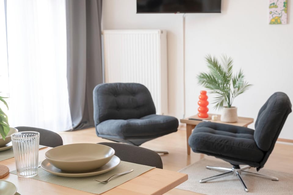 SpaceStays Five Comfort Studio Apartment in North Rhine-Westphalia