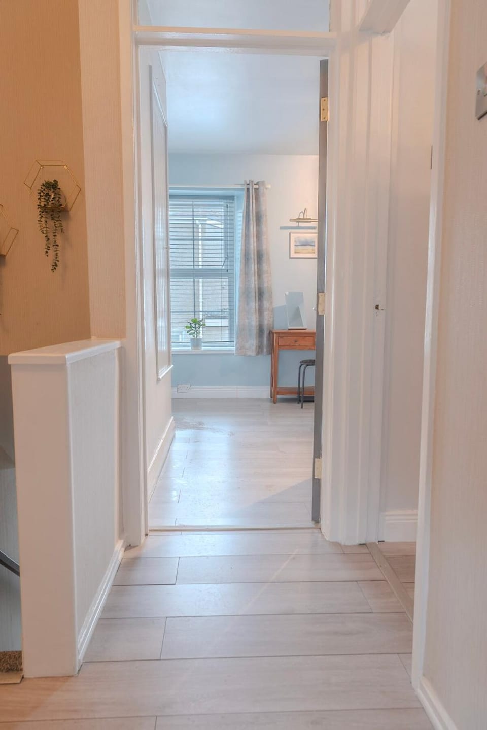 Cozy Home at Ebrington Square Apartment in Londonderry