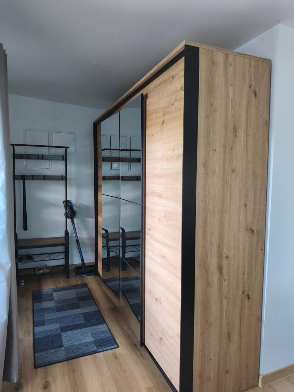 wardrobe