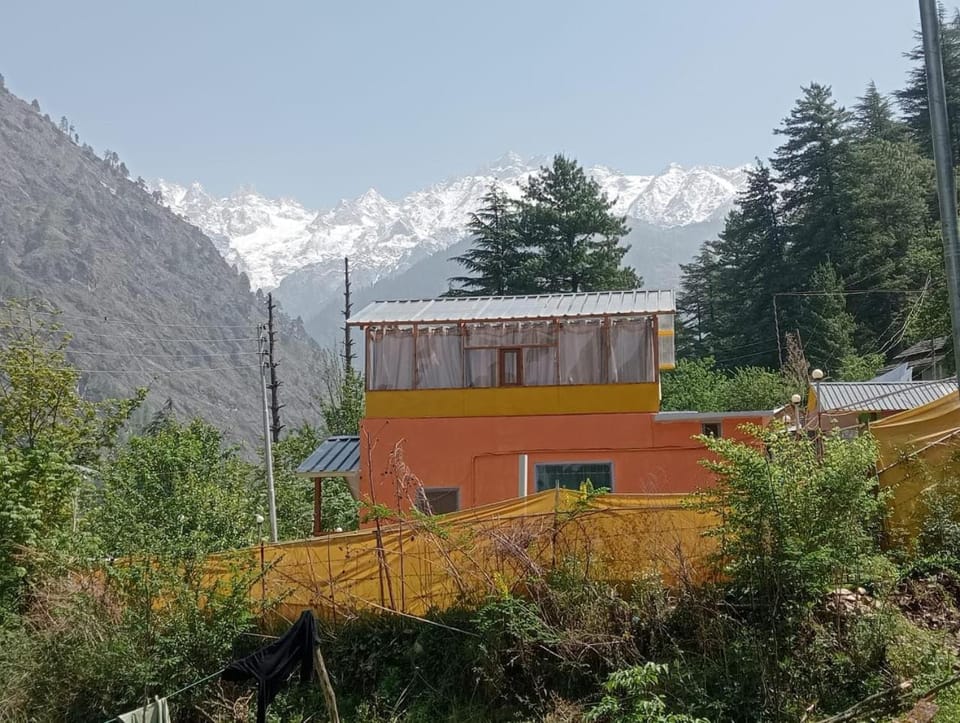 Yeti Stay Kasol Vacation rental in Himachal Pradesh