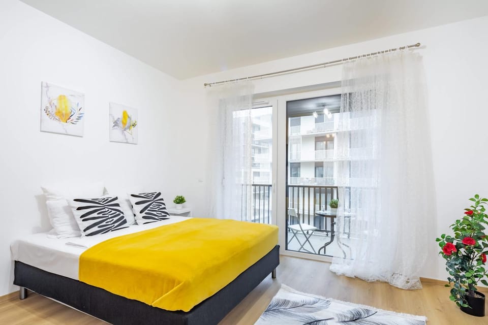 Balcony - NEW - Comfy Apartment in Budapest