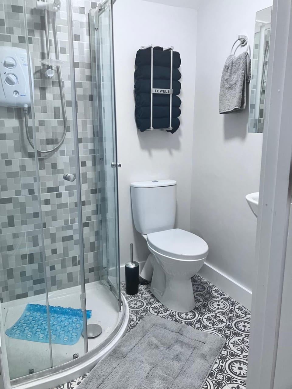 OMalleys Town House House in Buncrana