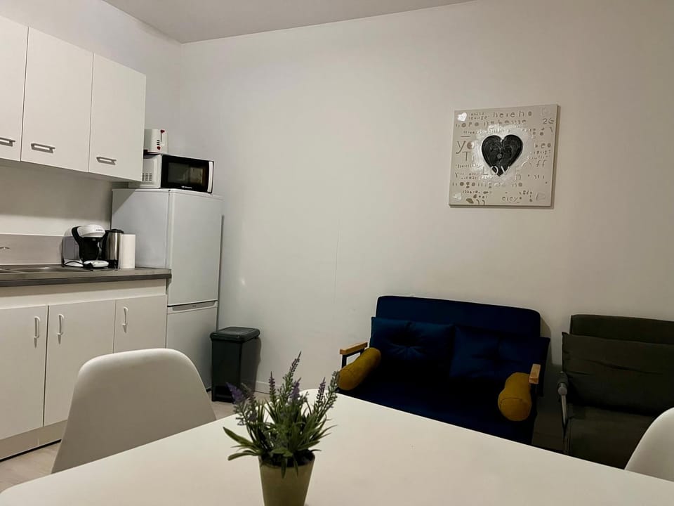 La Chaise Bleue - appart Vieux Nice Apartment in Nice