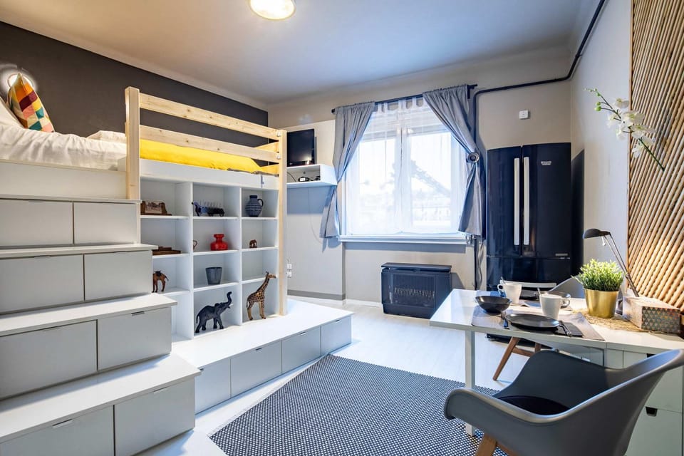 Central - Cozy - Colourful Apartment in Budapest