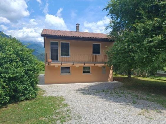 Property building, Day, Mountain view