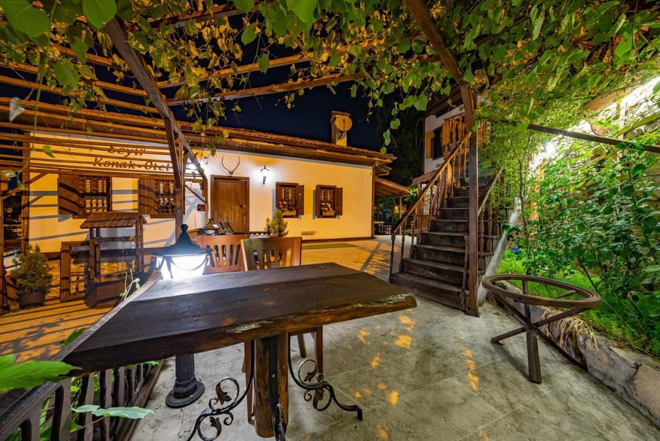 Property building, Garden