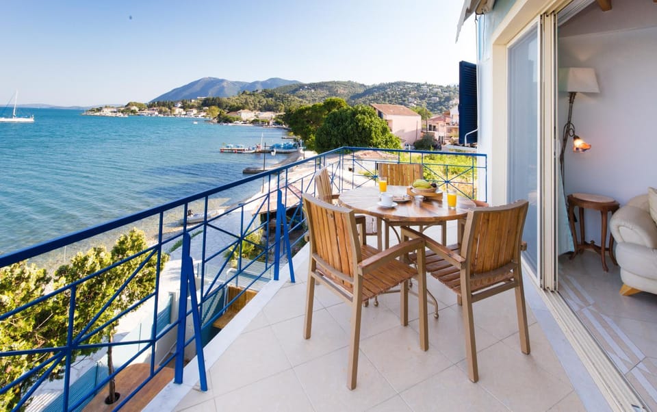 Patio, Day, Natural landscape, View (from property/room), Balcony/Terrace, Seating area, Dining area, Mountain view, Sea view