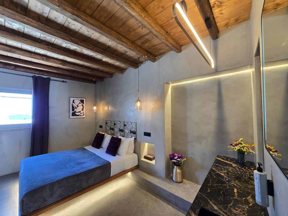MykonosTown Cycladic house ZoE, by Mykonos High Apartment in Mykonos