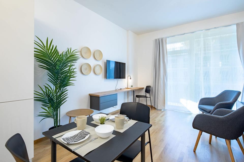Balcony - Modern - Very Comfy Apartment in Budapest