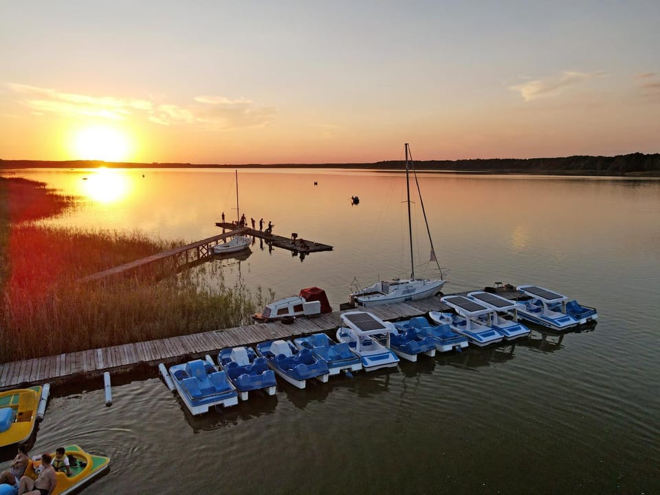 Natural landscape, Activities, Fishing, Fishing, Lake view, Sunset