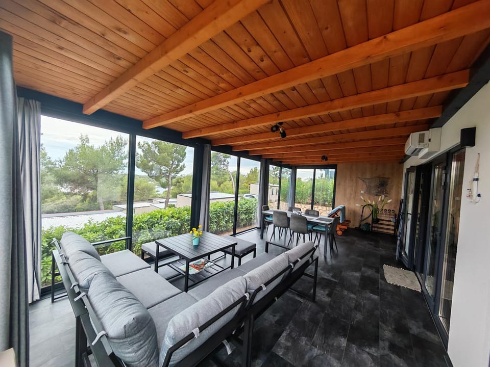 Patio, View (from property/room), Balcony/Terrace, Seating area, Dining area