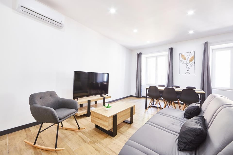 TV and multimedia, Living room, air conditioner