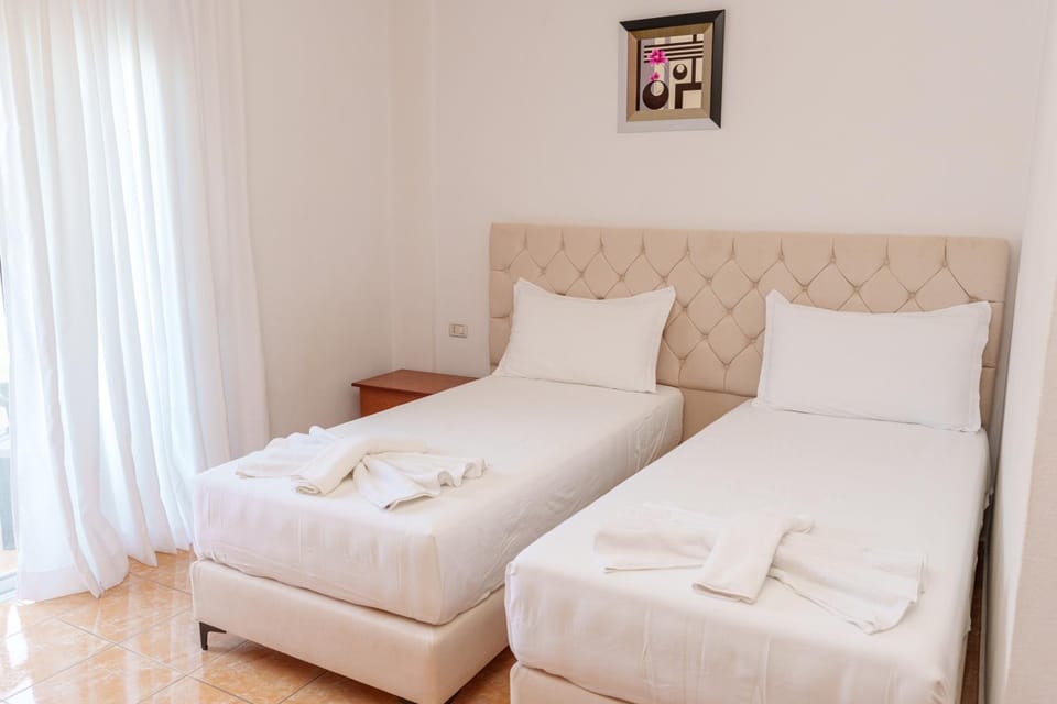 Villa Abiori 2 Bed and Breakfast in Ksamil