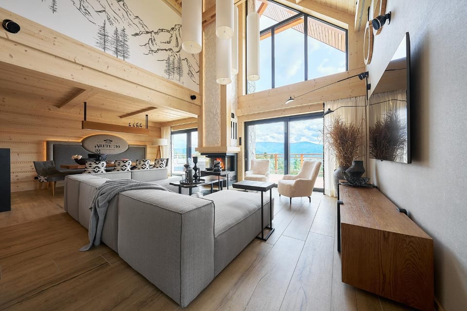 Living room, Photo of the whole room