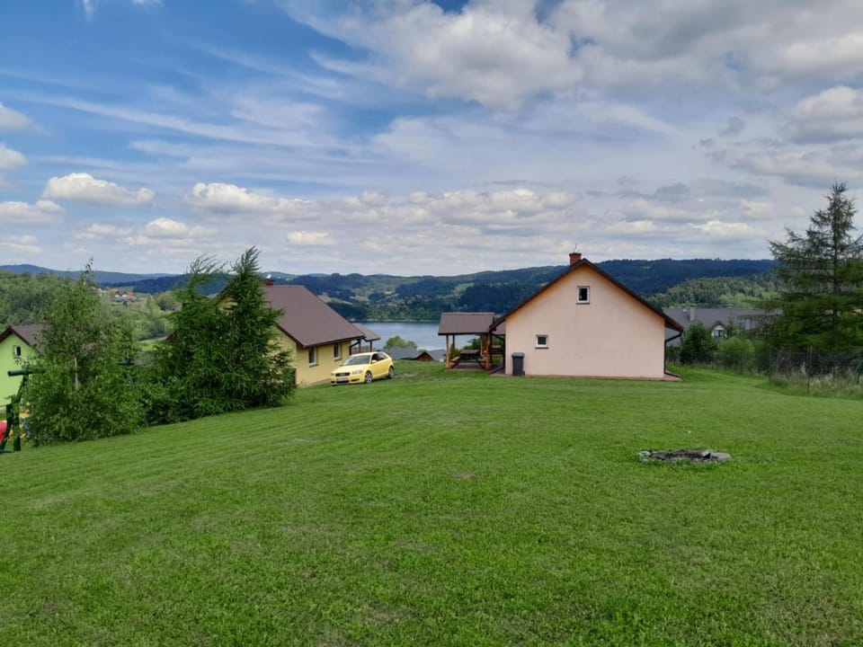 Property building, Day, Natural landscape, Lake view, Mountain view