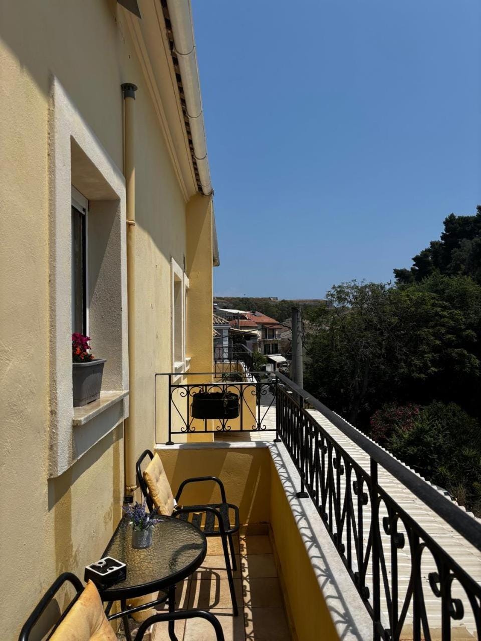 Litsa's Port Apartment Apartment in Corfu