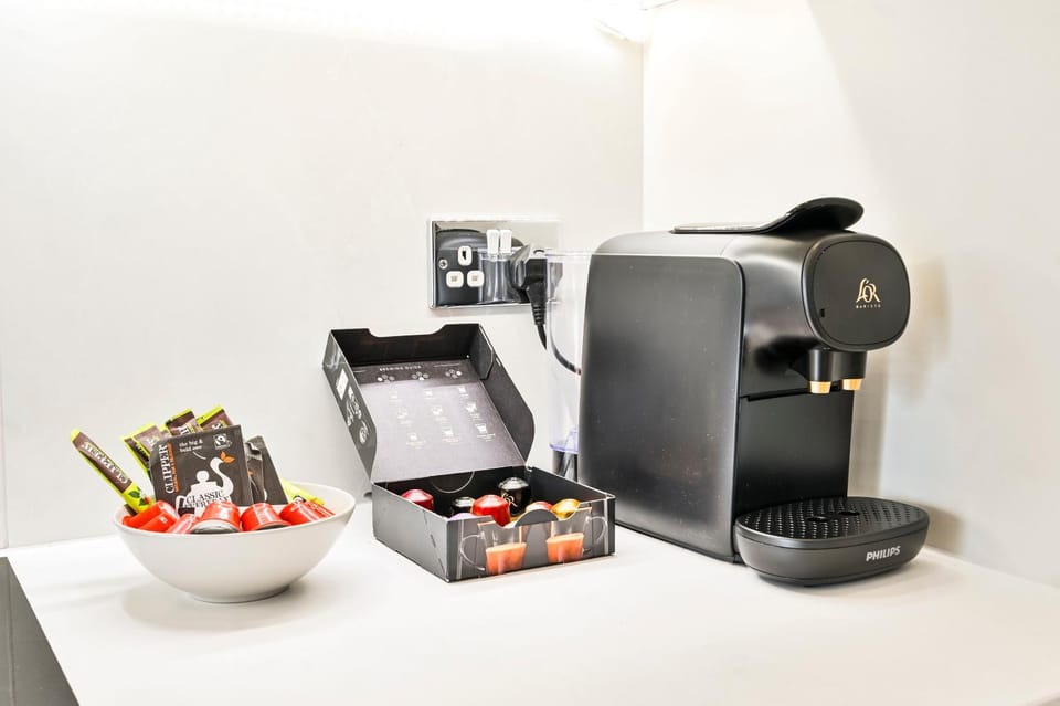 Coffee/tea facilities, Kitchen or kitchenette, toaster