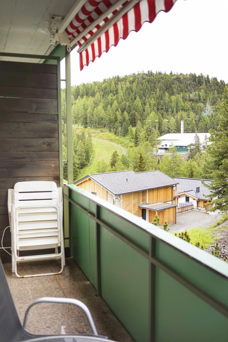 View (from property/room), Balcony/Terrace, Mountain view